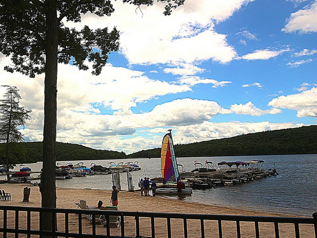 Beautiful Lake Harmony Townhouse At Big Boulder Lake And Ski Area Zewnętrze zdjęcie